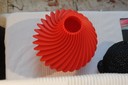 ◦ Makeria Make-Germany_3D Druck. Vase rot. oben_Ph typiconia_2016.JPG